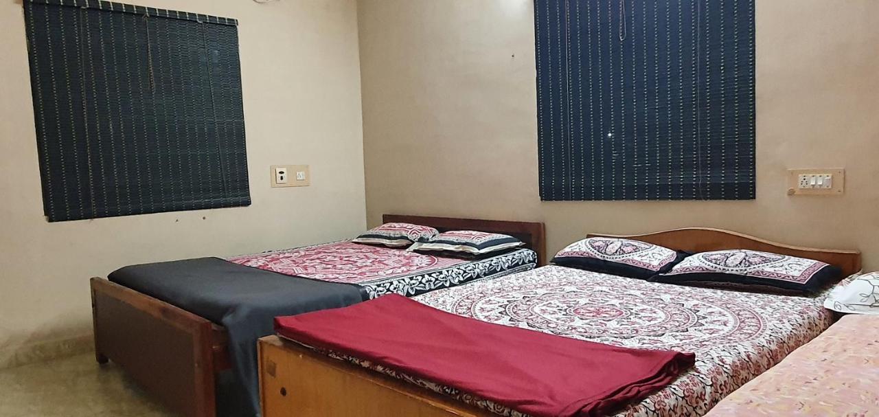 Oonjal Veedu Apartment Kuttalam  Exterior photo